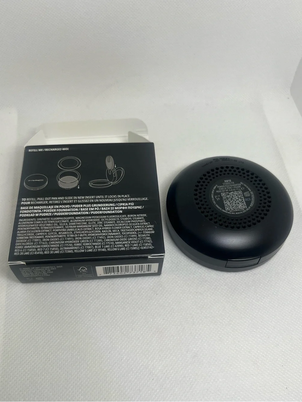 New MAC Studio Fix Powder Foundation NW18